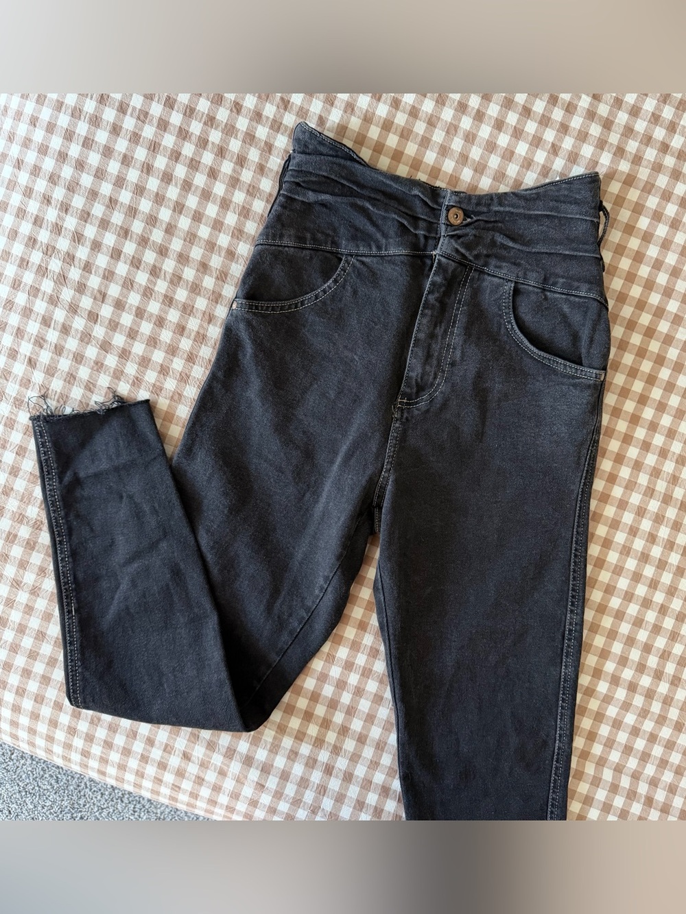 Zara V Waist Pleated Dark Wash High Waisted Skinny Jeans Size 2